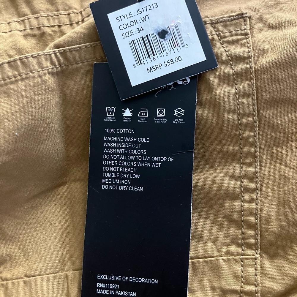 NEW WITH TAGS! Decibel Men's Tan Cargo Shorts W34
